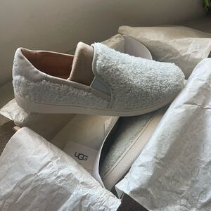 UGG Ricci Slip-Ons NEW UNUSED